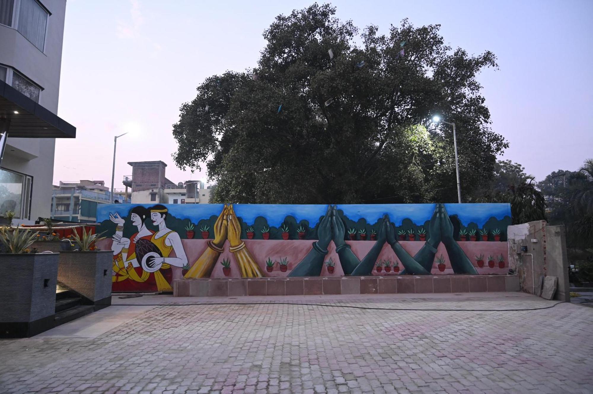 Hotel Sainik Grand Varanasi Dış mekan fotoğraf